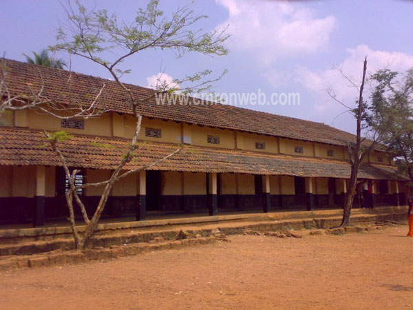 Chennamangallur High School Old building